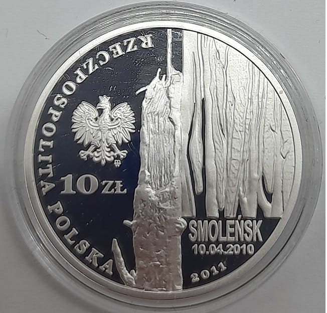 Moneta 10 zł Smoleńsk Pamięci ofiar 2011 awers