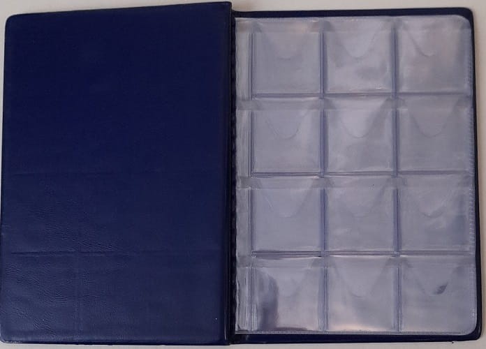 Klaser na monety 96 Okienko 33 x 33 mm Niebieski  środek