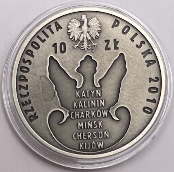 Moneta 10 zł 70 rocznica Zbrodni Katyńskiej 2010 awers