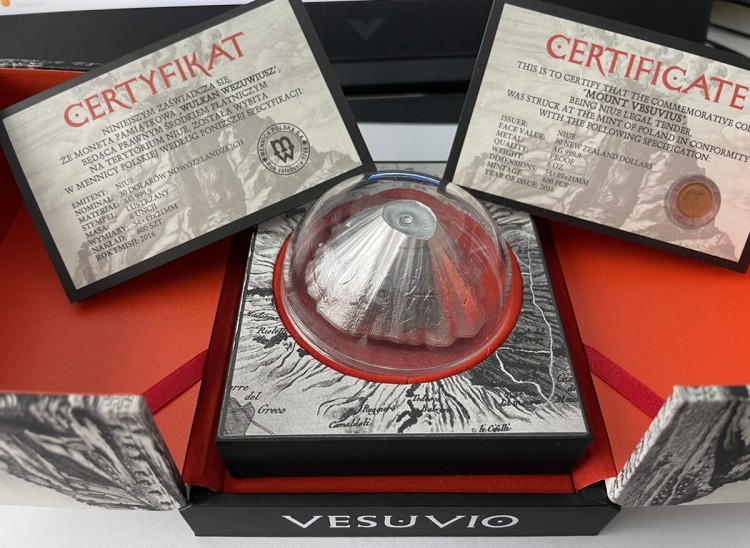 Moneta 30 dolarów Wulkan Wezuwiusz 2016 r. box