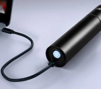 Latarka uv2